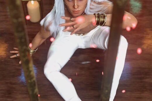 Pretty Boy Poses for Anael Bishonen