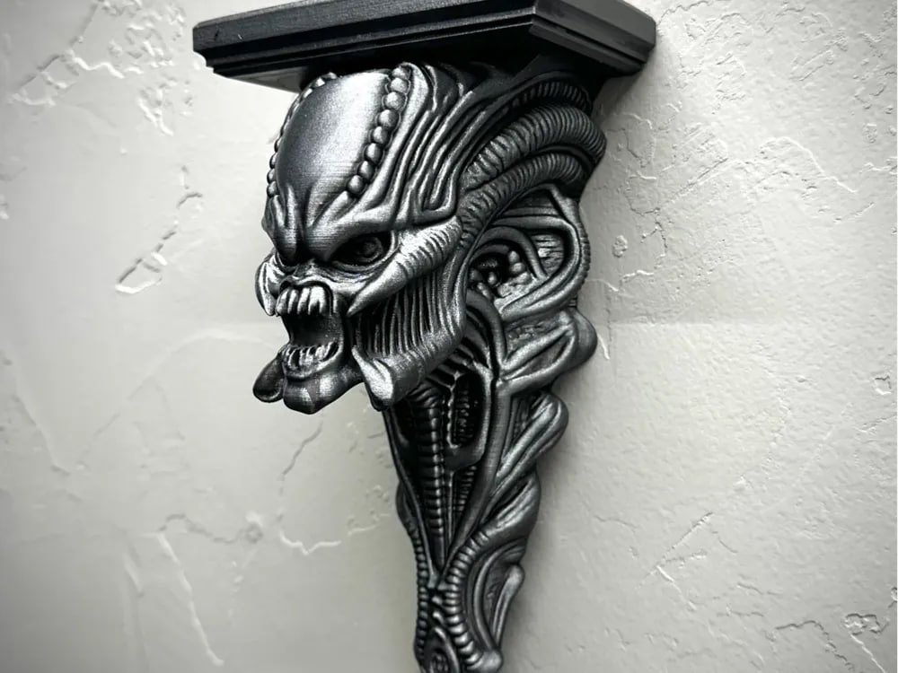 Classic Predator Shelf